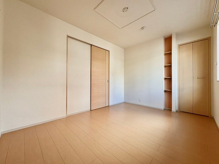 物件内観写真16　(居室)