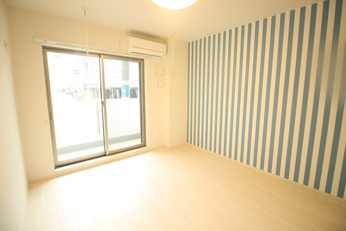 物件内観写真5　(居室)