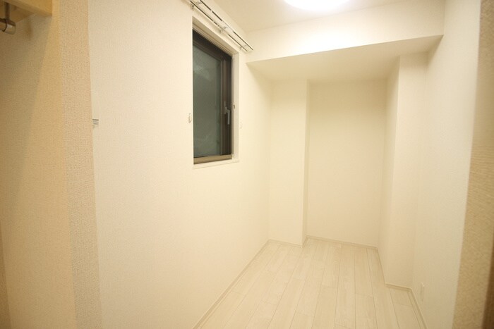 物件内観写真6　(居室)