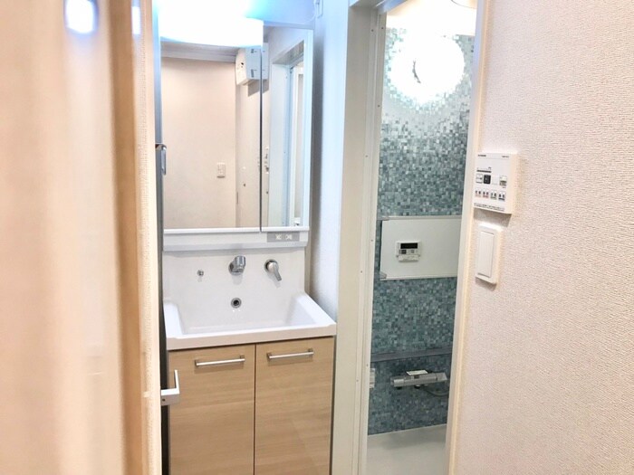 物件内観写真9　(洗面)