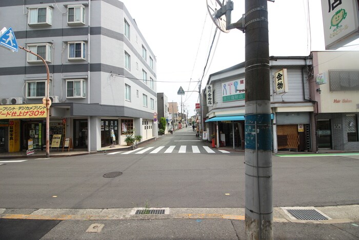 物件内観写真20　(室内からの展望)