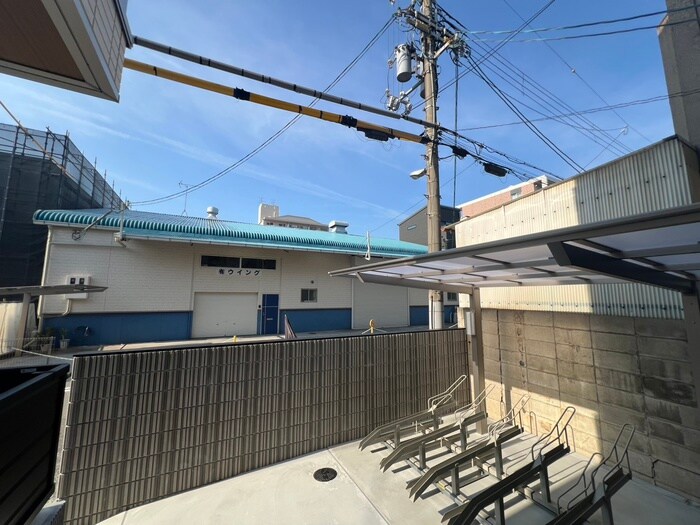 物件内観写真15　(室内からの展望)