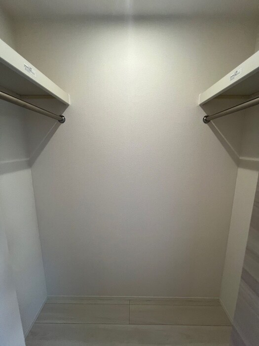 物件内観写真16　(収納)