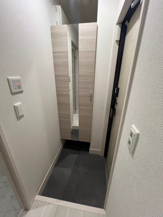 物件内観写真19　(玄関)