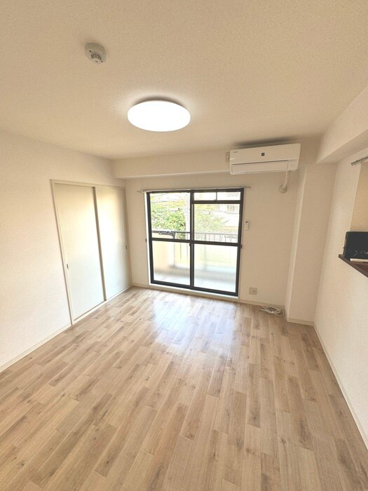 物件内観写真12　(居室)