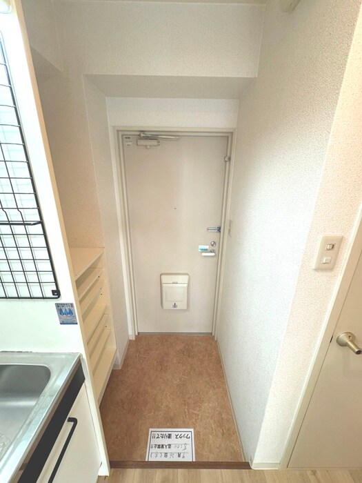 物件内観写真17　(玄関)