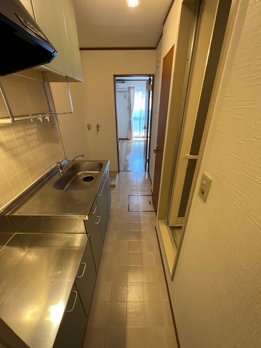 物件内観写真20　(廊下)