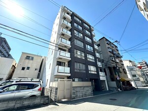 FLATS　TSUKAMOTO外観写真
