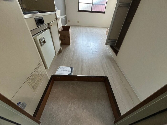 物件内観写真14　(玄関)