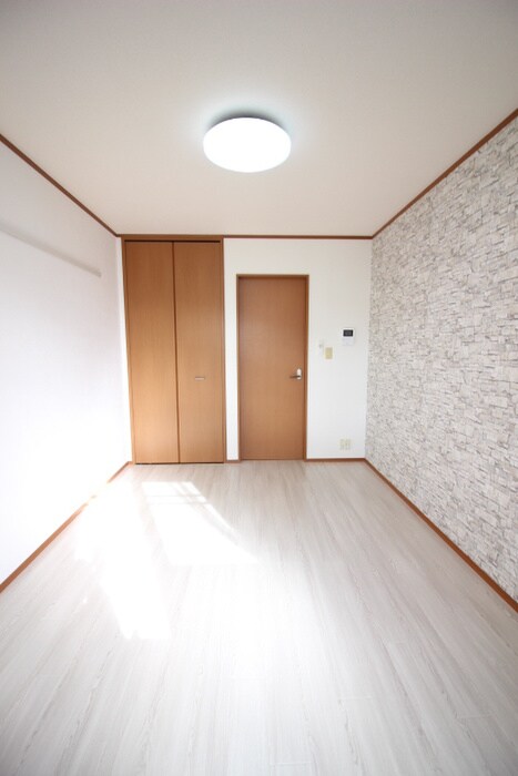 物件内観写真12　(居室)