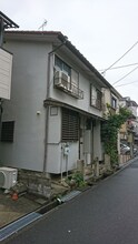淀の原町2戸1貸家（左側）
