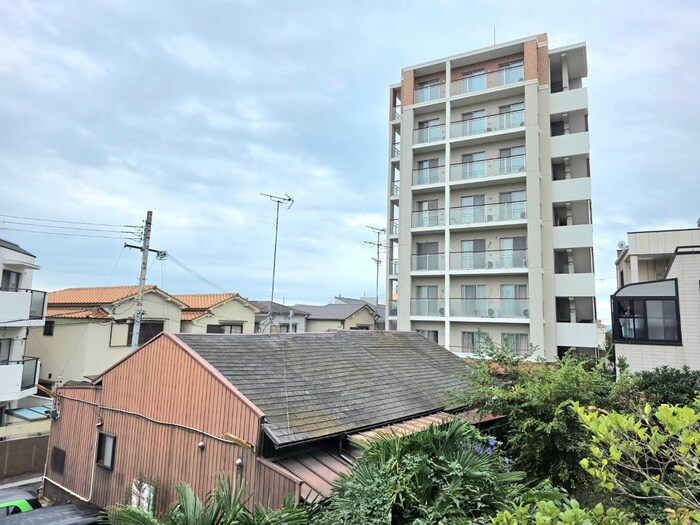 物件外観写真3　(周辺環境)