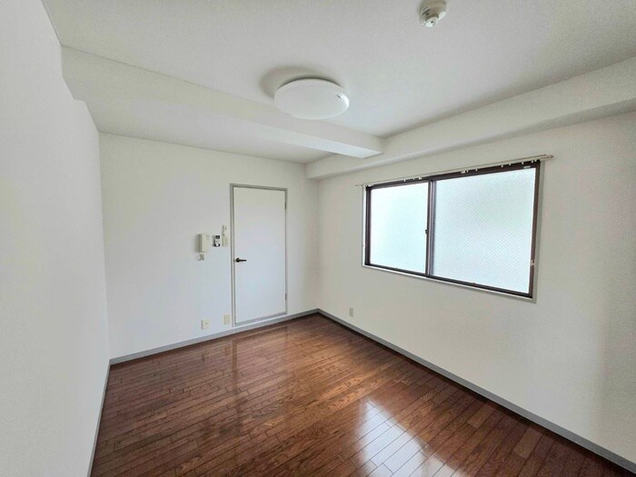 物件内観写真11　(居室)