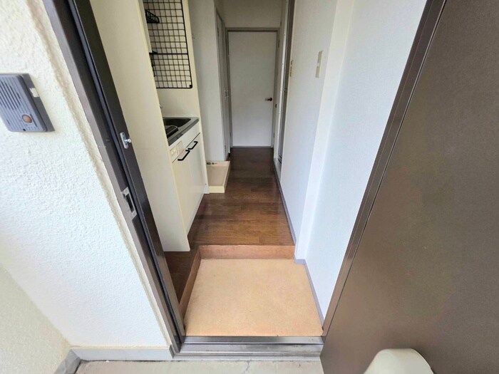 物件内観写真19　(玄関)