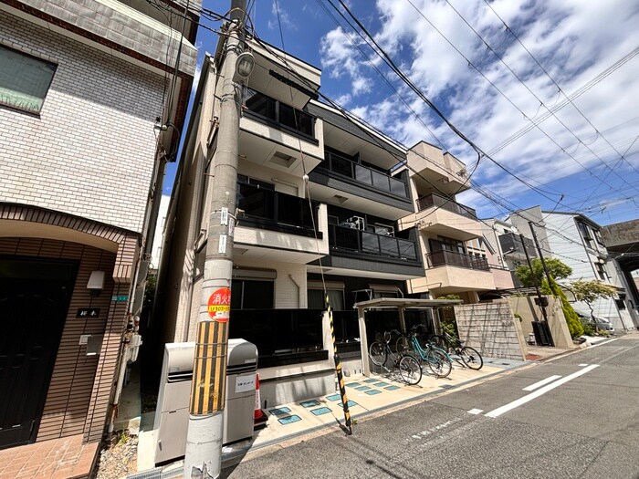 物件外観写真6　(外観写真)