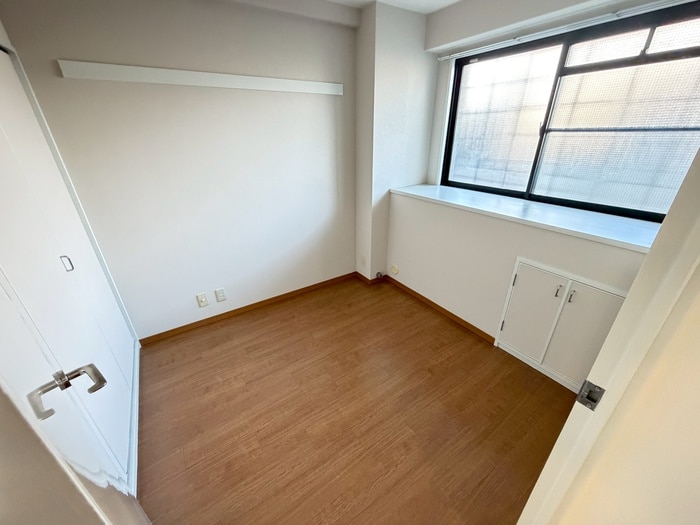 物件内観写真15　(居室)