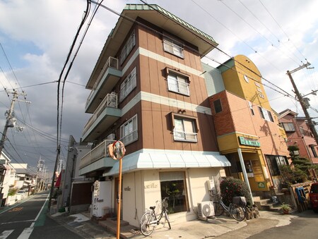 溝口マンション外観写真