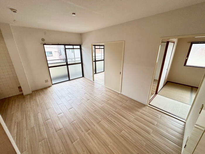 物件内観写真7　(居室)