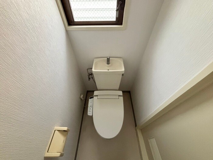 物件内観写真10　(トイレ)