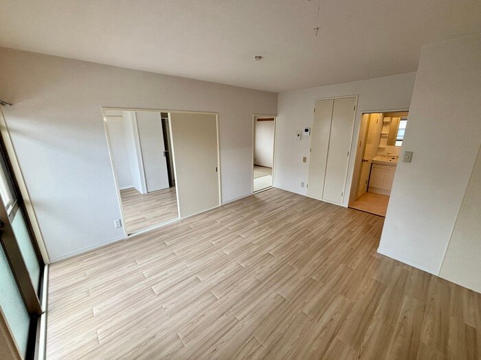 物件内観写真15　(居室)