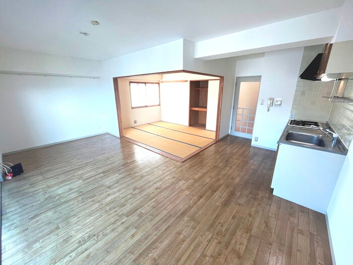 物件内観写真8　(居室)