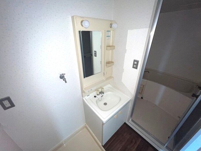 物件内観写真10　(洗面)