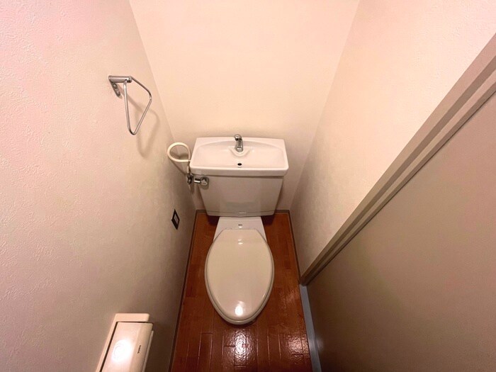 物件内観写真13　(トイレ)