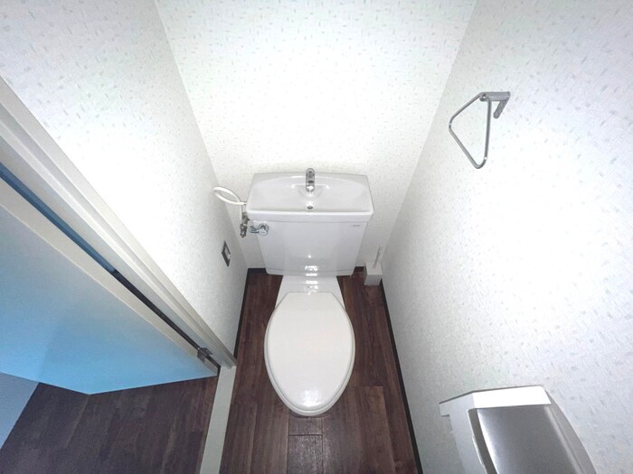 物件内観写真13　(トイレ)