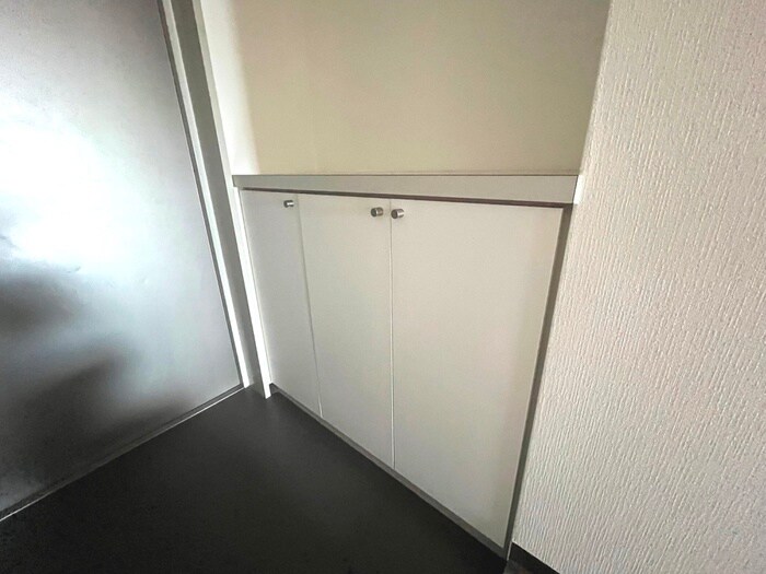 物件内観写真18　(靴箱)
