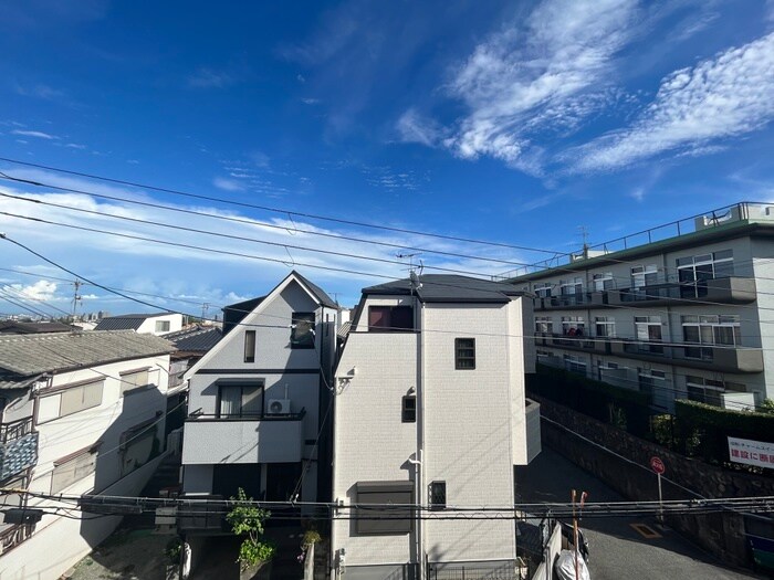 物件内観写真22　(室内からの展望)