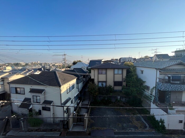 物件内観写真21　(室内からの展望)