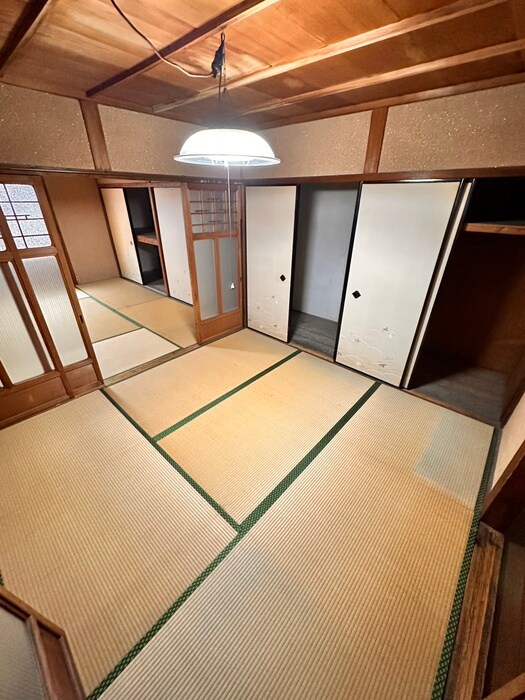 物件内観写真4　(居室)