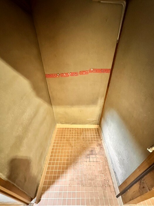 物件内観写真18　(洗濯機置場)