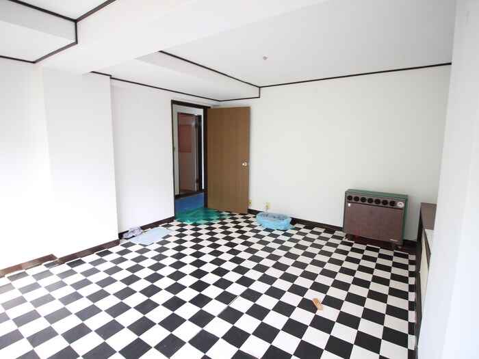 物件内観写真11　(居室)