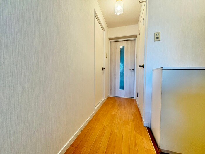 物件内観写真16　(廊下)