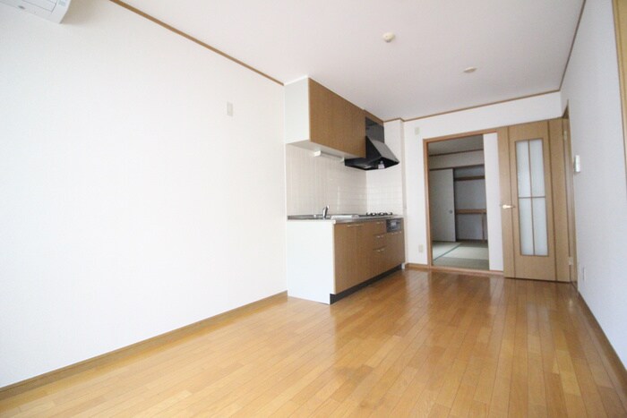 物件内観写真7　(居室)