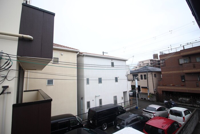 物件内観写真17　(室内からの展望)