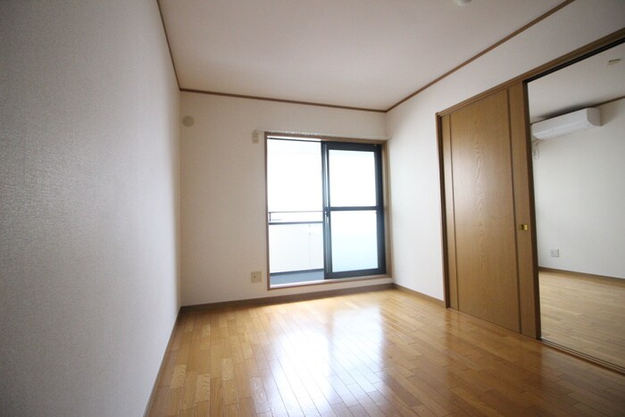 物件内観写真21　(居室)