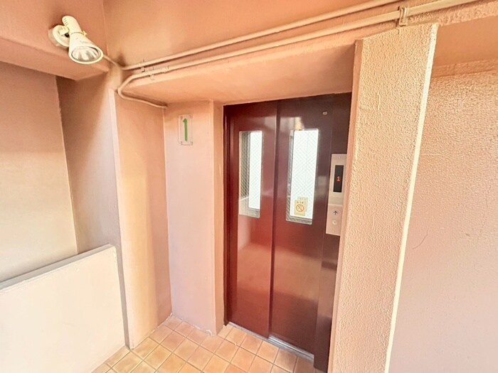 物件外観写真3　(建物設備)