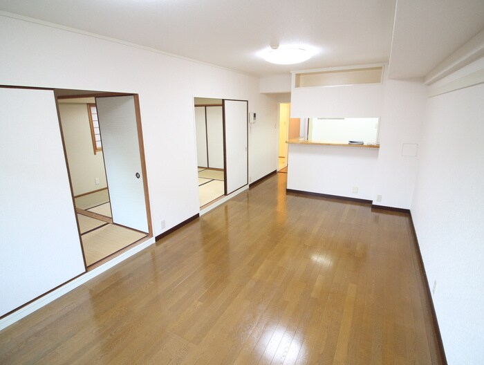 物件内観写真9　(居室)