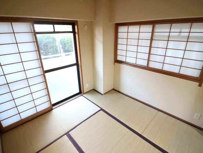 物件内観写真11　(居室)