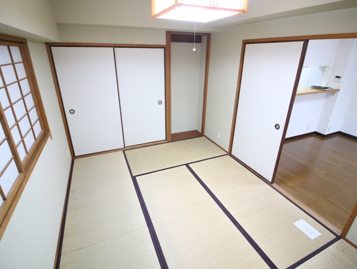 物件内観写真12　(居室)