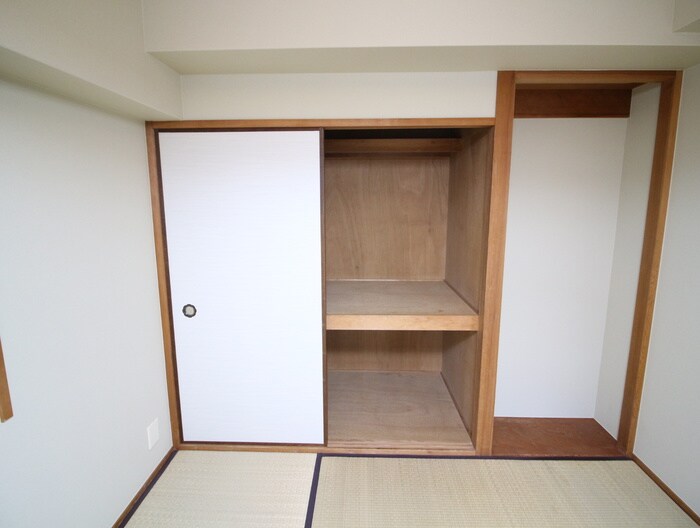 物件内観写真14　(収納)