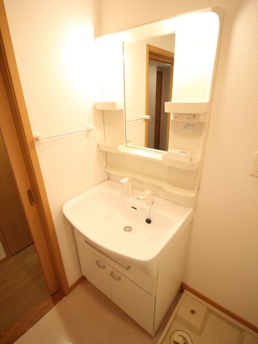 物件内観写真10　(洗面)