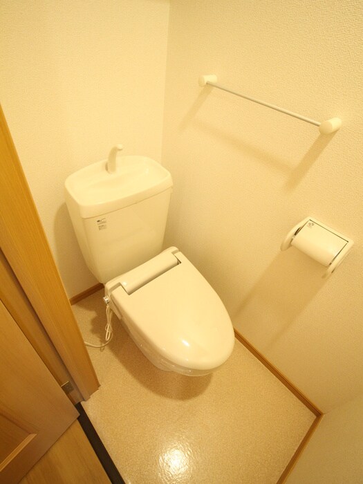 物件内観写真12　(トイレ)