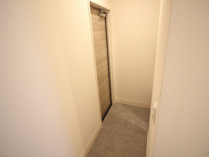 物件内観写真15　(玄関)