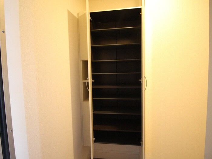 物件内観写真16　(靴箱)