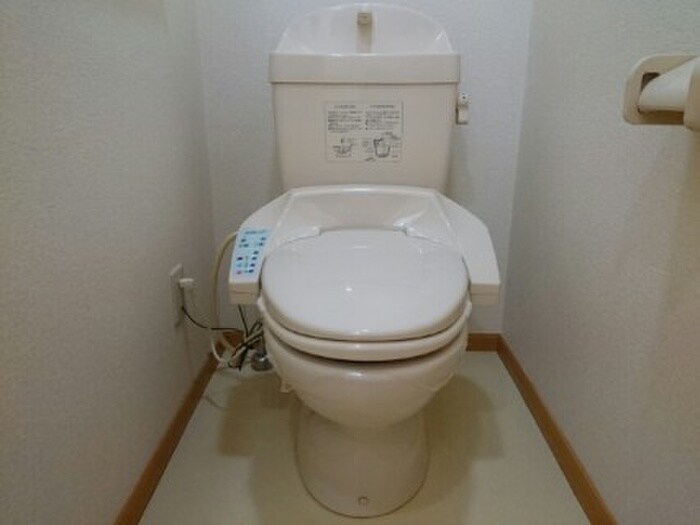 物件内観写真11　(トイレ)