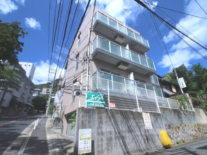 物件外観写真1　(外観写真)