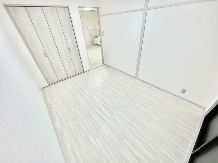 物件内観写真12　(居室)